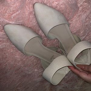 vera wang pointed toe flats💕